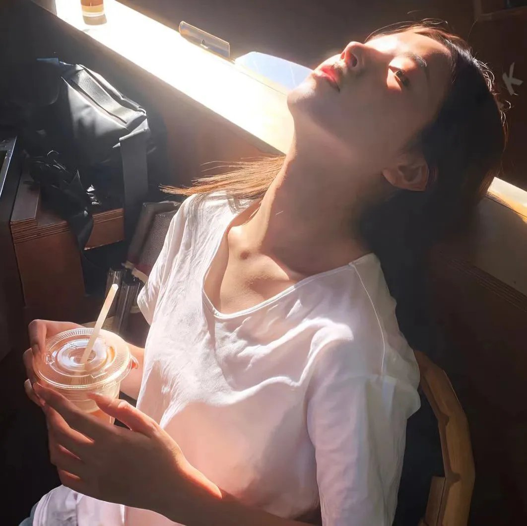 潜藏敌影